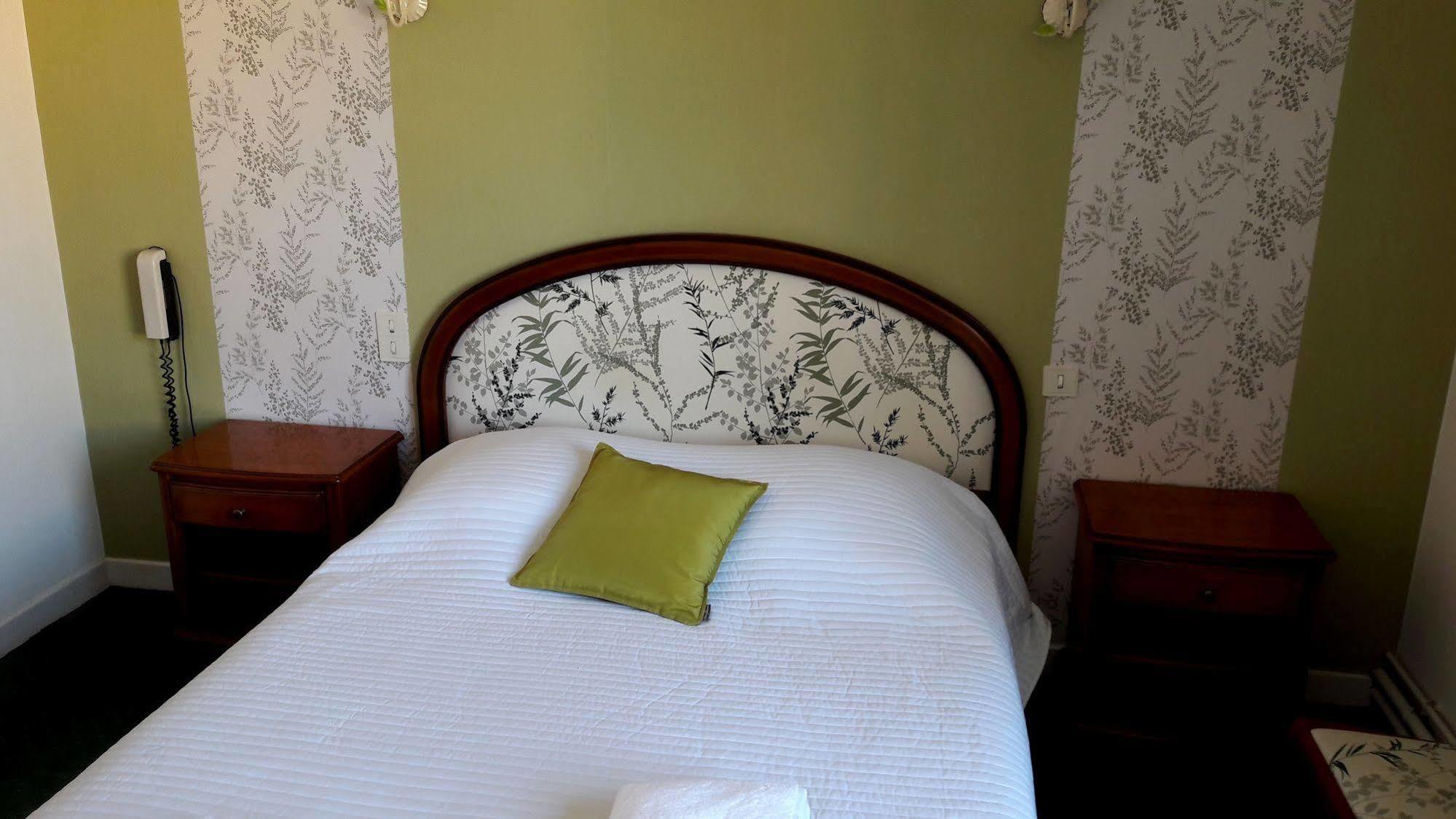 Logis Au Puits Enchante Saint-Martin-en-Bresse Екстер'єр фото